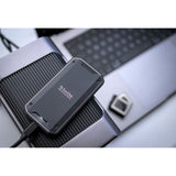 محرك أقراص الحالة الصلبة المحمول SanDisk Professional Pro-G40 - سعة 1 تيرابايت / سرعة تصل إلى 3000 ميجابايت/ثانية / منفذ USB-C / محرك أقراص الحالة الصلبة الخارجي (SSD)