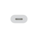 محول أبل من USB-C إلى Lightning
